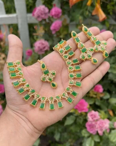 Zircon Lustre Set